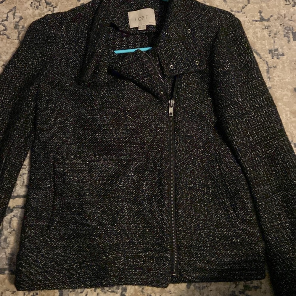 Chic LOFT Jacket - Picture 4 of 8